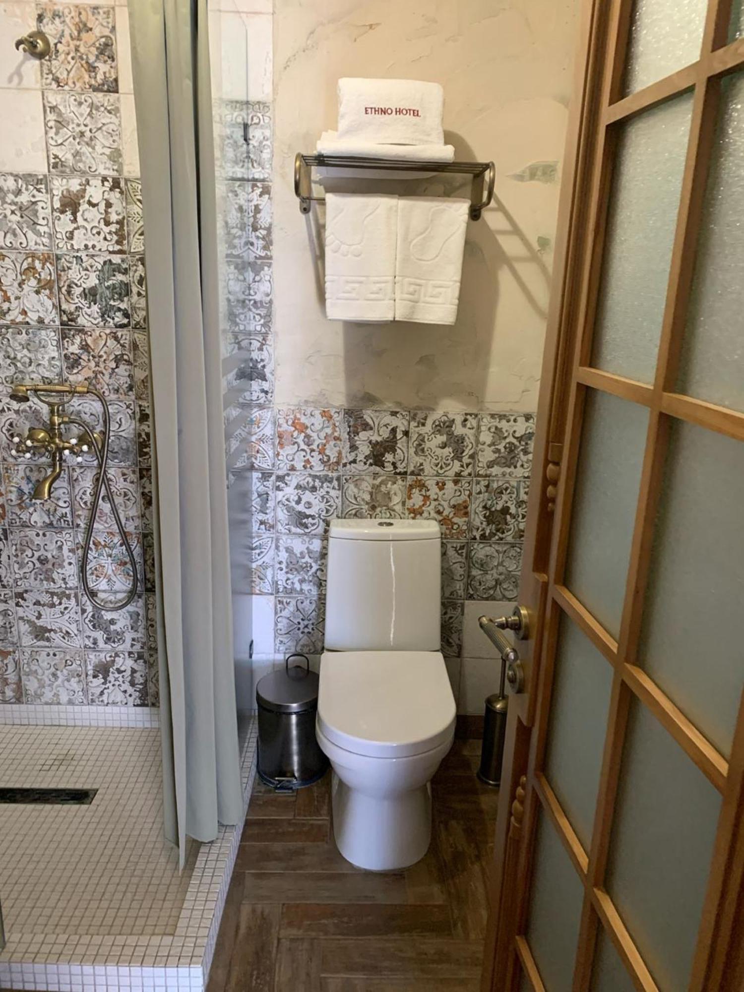 Boutique Ethno Hotel Gjoumri Kültér fotó